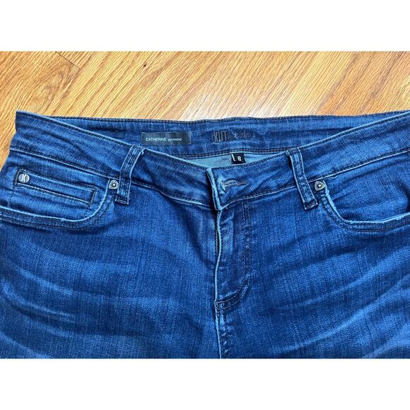 Kut from the‎ Kloth Catherine Boyfriend Jeans size 8 Excellent One flaw Pic 5 - Picture 2 of 5